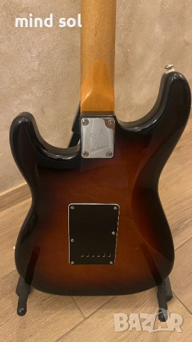Фендер Fender Roadworn Stratocaster 2008 г. Mexico, снимка 9 - Китари - 54773234