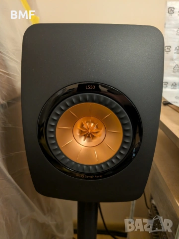 Комплект качествена аудио система колони, стойки и субуфер KEF, снимка 4 - Тонколони - 54669301