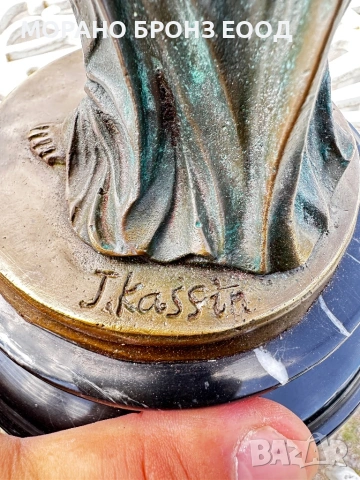 Авторска бронзова скулптура „Цигуларка“ – Морано Бронз ЕООД, снимка 5 - Антикварни и старинни предмети - 54617537