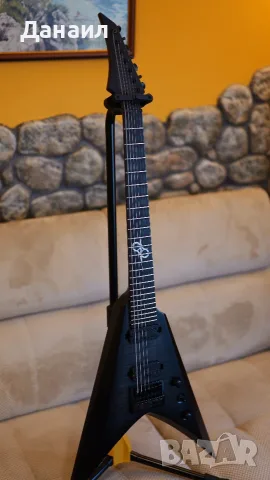 Solar V1.7FBB - Flame Black Burst Matte - като нова, снимка 2 - Китари - 55665245