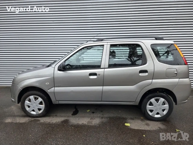 На Части Suzuki Ignis 1.3 бензин 92к.с. 4x4 2006г., снимка 3 - Автомобили и джипове - 54868716