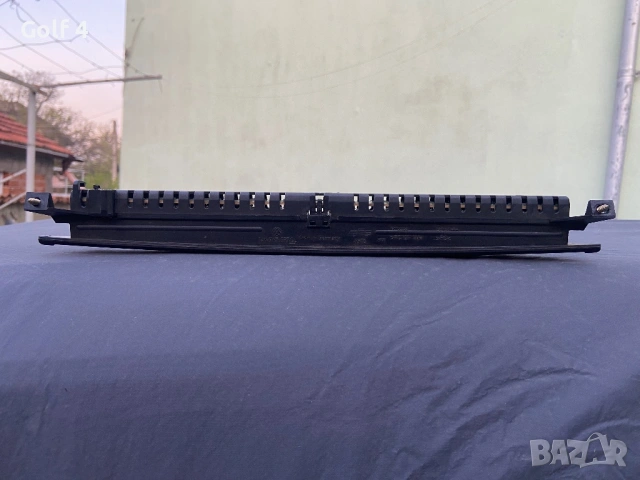 Трети стоп за Vw Golf 4 / Bora, снимка 3 - Части - 54306650