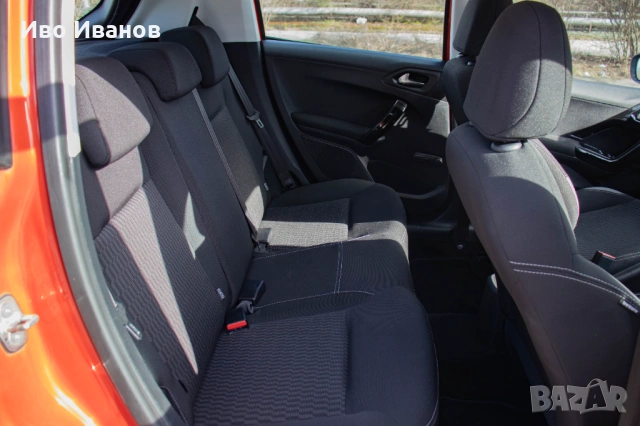 Peugeot 208 1.6 HDI, снимка 11 - Автомобили и джипове - 54932791