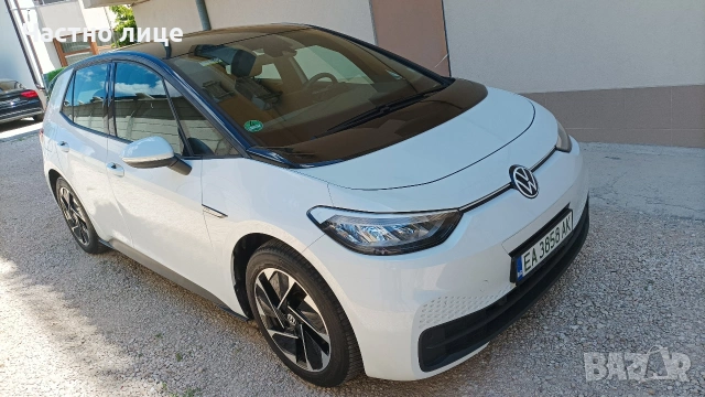 ID3 реални! 8500км!  62KWH 204 p.s. 2021г, снимка 3 - Автомобили и джипове - 55005435