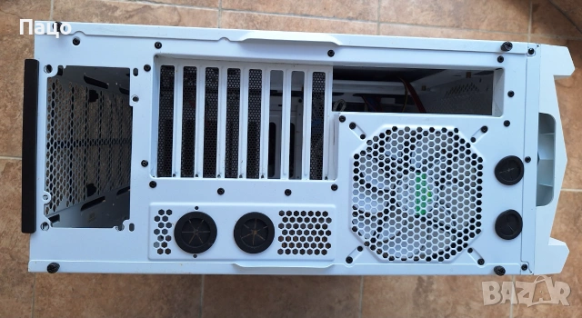 Aerocool XPredator X3 ATX Mid Tower Case, снимка 2 - Захранвания и кутии - 54991084