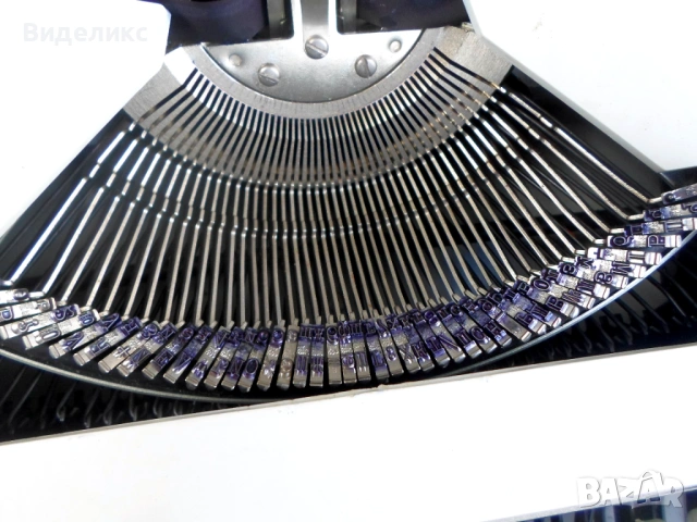 Пишещи машини, снимка 4 - Друго - 54198617