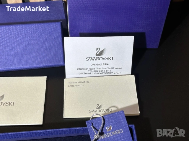 Нова Дамска Гривна Swarovski Dazzling Swan bracelet с пълна опаковка и документация, снимка 6 - Гривни - 54381762