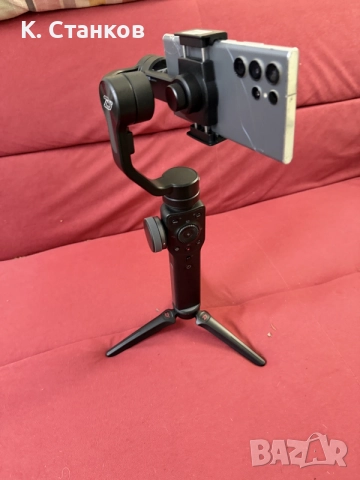 Zhiyun Smooth 4 3-Axis Smartphone Gimbal + Case + Tripod + Box, снимка 3 - Селфи стикове, аксесоари - 55169171