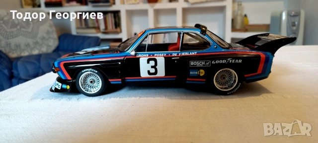 BMW CSL Minichamps 1:18, снимка 3 - Други ценни предмети - 54612002