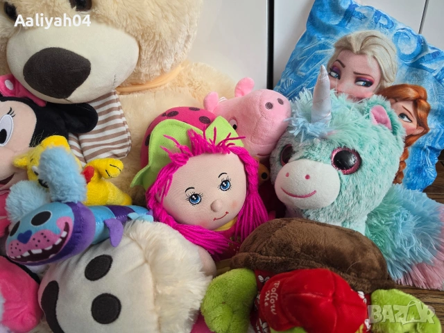 Голям лот с плюшени играчки Мини Маус, Балерина Капучина, Лябубу и други, снимка 6 - Плюшени играчки - 55230773