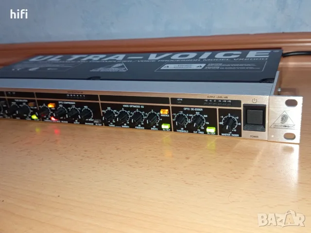 Микрофонен предусилвател / процесор Behringer Ultra-Voice Pro VX2000, снимка 5 - Други - 55429953