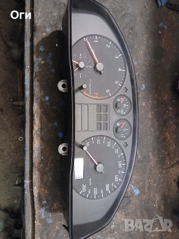 Километражно табло за Ауди А4 8D0 919 860 G / 110.008.870/002