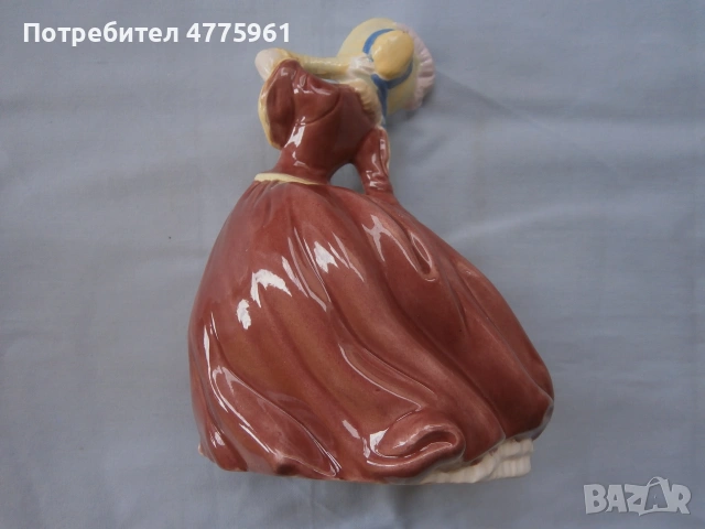Порцеланова фигура 18см. марка., снимка 3 - Статуетки - 55247201