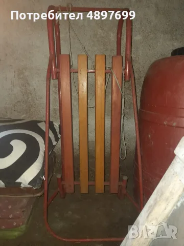 Продавам Детска шейна 