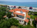 Халкидики Самостоятелна къща 200м2 за продажба на брега на морето., снимка 3