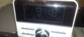 Радио тунер и CD player и антена си има, снимка 1