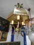 Античен месингов полилей във викториански стил с отличителен купол от кехлибарено оцветено стъкло, снимка 3