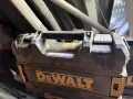 куфари от перфоратори Dewalt, снимка 1