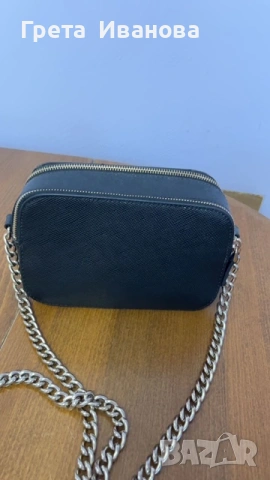 Чанта Guess черна, снимка 2 - Чанти - 54449469