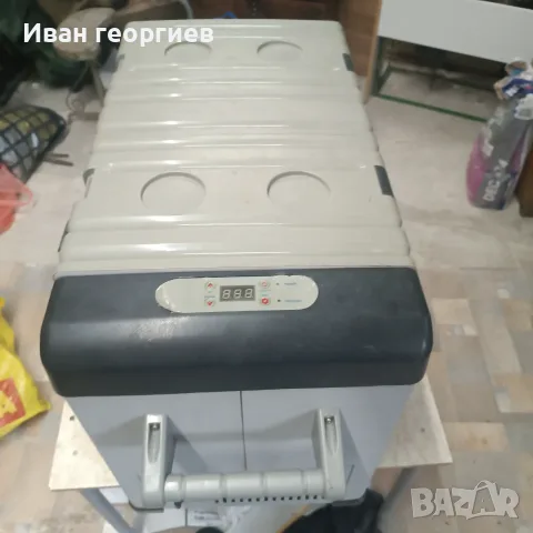 Хладилник -фризер 12-24волта 