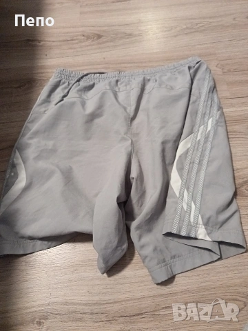 Гащи Adidas, снимка 3 - Къси панталони - 54659070