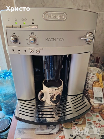 DeLonghi Magnifica ESAM 3200 като нова