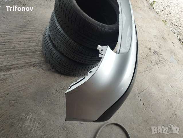 Оригинална задна броня VW Golf 5 Volkswagen Golf V, снимка 6 - Части - 55050849
