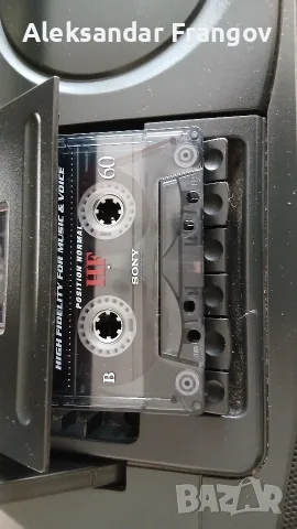 SONY CFD - V 14 CD RADIO CASSETTE - CORDER , снимка 4 - Радиокасетофони, транзистори - 55388095