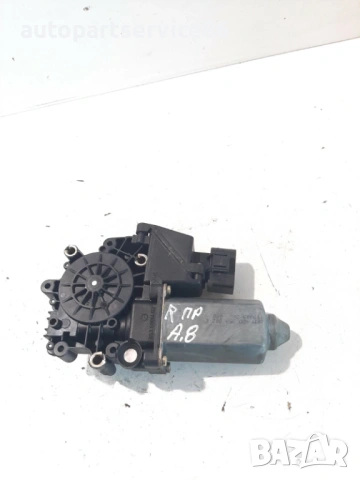 Мотор за стъклоповдигач на предна дясна врата за Audi A8 D2 3.3 TDI AKF (2002) 4D0959802E, снимка 2 - Части - 54728311