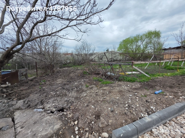 Продавам УПИ с. Православен обл. Пловдив 