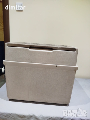 Къмпинг хладилник ELECTORLUX 12 V /220 V/ GAZ , снимка 2 - Хладилни чанти - 54685834