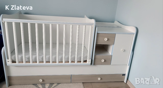 Голяма дървена кошара 