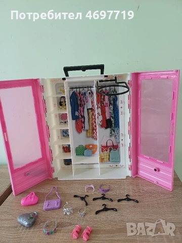 Преносим гардероб на Барби, снимка 3 - Кукли - 54266156