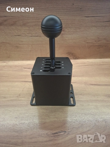 MOZA HGP Shifter, снимка 2 - Джойстици и геймпадове - 54520327