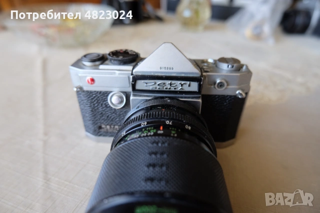 Petri Penta & Sigma 39-80mm f3.5 Lens. M42 Mount