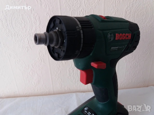 Акумулаторна ударна бормашина винтоверт Bosch Advanced Impact с батерии 4Ah, 1,5Ah и зарядно в куфар, снимка 10 - Бормашини - 54201038