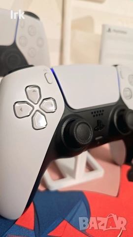Оригинален PLAYSTATION 5 Контролер ПЕРФЕКТЕН, снимка 4 - Джойстици и геймпадове - 54495183