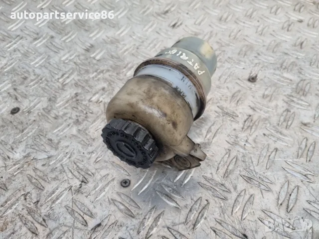 Резервоар за течност за сервоуправление за Dodge Caliber 2.0 Crd (06-2011) 05105338AB