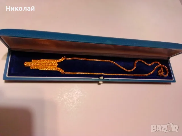 Немско дамско колие с червен Цирконий