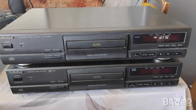 Два броя CD плеъри Technics