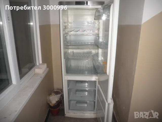 Продавам  хладилник  с  фризер  .  АЕГ  ., снимка 2 - Хладилници - 55329842