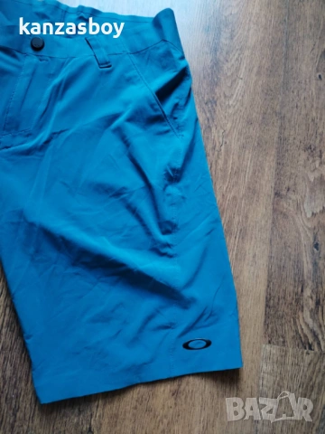 OAKLEY VELOCITY SHORT MEN GOLF SHORT - страхотни мъжки панталони 32/М , снимка 5 - Спортни дрехи, екипи - 54942594