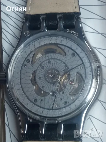 Часовник SWATCH sistem 51 irony Automatic , снимка 4 - Мъжки - 24981483