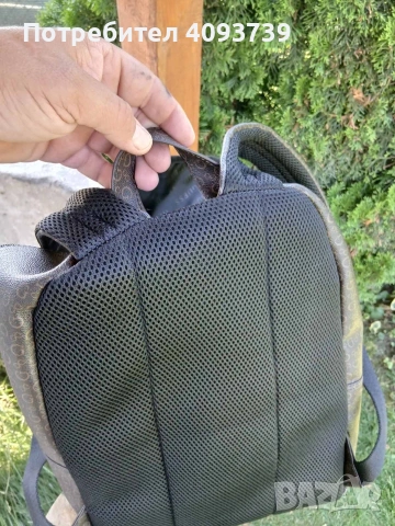 Раница Guess!!!, снимка 9 - Раници - 55155139