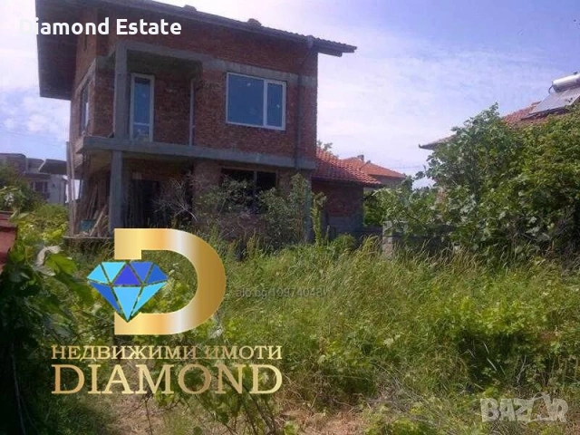 Триетажна къща в град Черноморец, снимка 4 - Къщи - 54290816