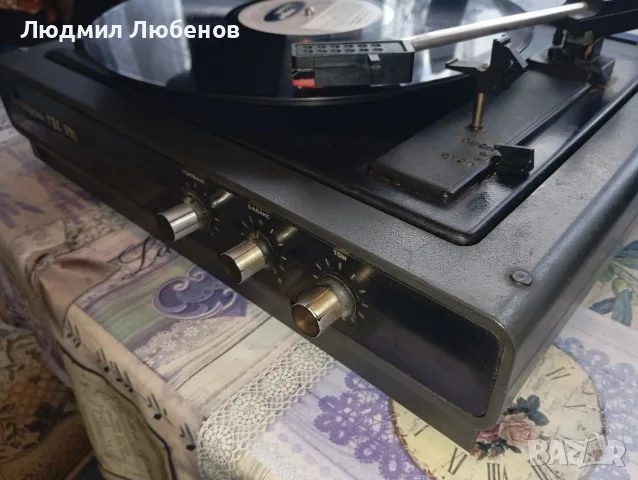 Грамофон Респром ГЕС 321 с вграден стерео усилвател., снимка 2 - Грамофони - 55596855