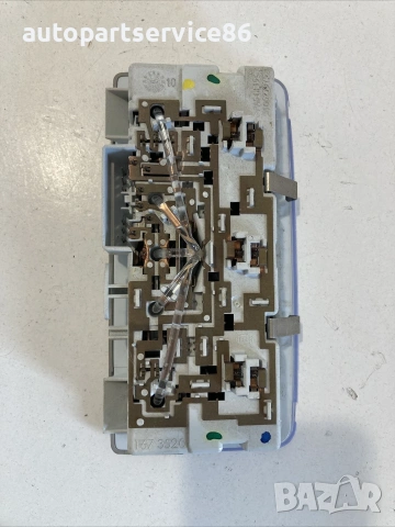 Задна вътрешна лампа за четене за Vauxhall Astra 1.3 Cdti (2012) 316627975, снимка 2 - Части - 55013139