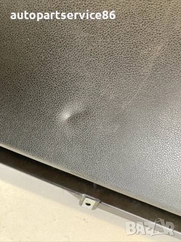 Барче/отделение за ръкавици черно за Mercedes ML W164 (2007) A1646800391, снимка 2 - Части - 54107187