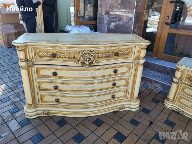 Италиански спален комплект , снимка 9 - Спални и легла - 54633607