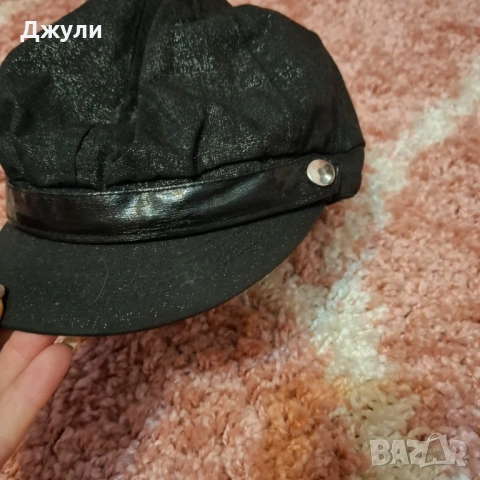 Дамски Шапки, снимка 2 - Шапки - 53951564